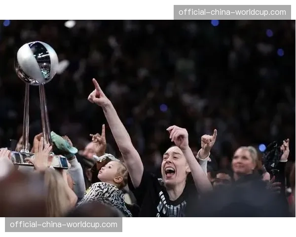 福布斯公布2026年WNBA球队估值,纽约自由人首次突破1.5亿美元 福布斯公布2026年WNBA球队估值,纽约自由人首次突破1.5亿美元