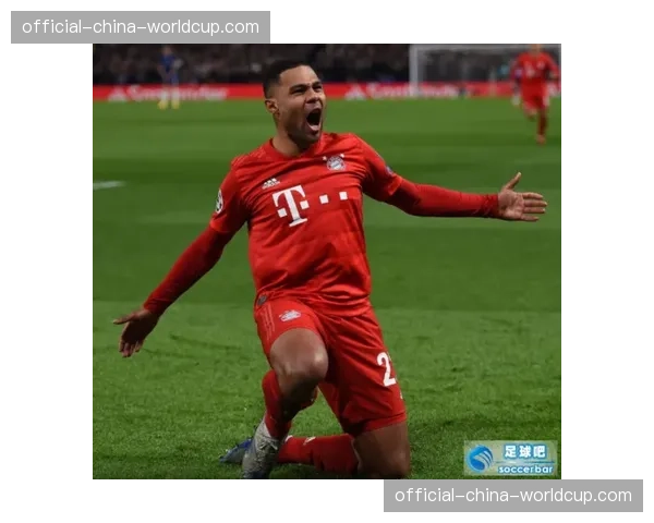 欧冠将引入新型足球,内置传感器可更精确检测触球点 欧冠将引入新型足球,内置传感器可更精确检测触球点